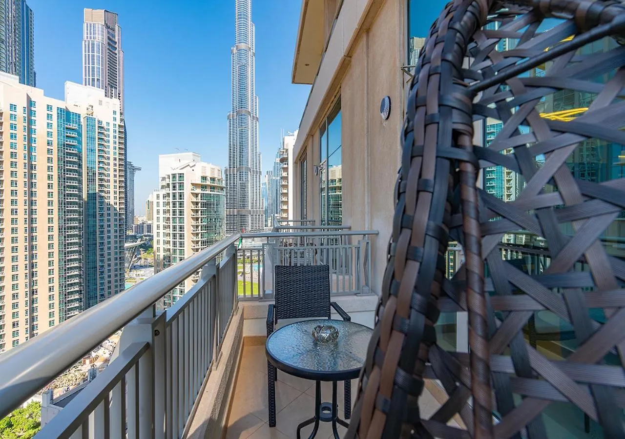 Luxurious One Bedroom Apartment With Burj Khalifa View ドバイ